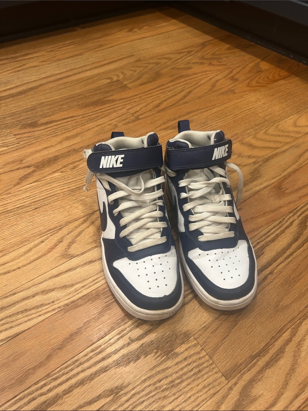 Nike Kids High-Top Sneakers in Navy and White